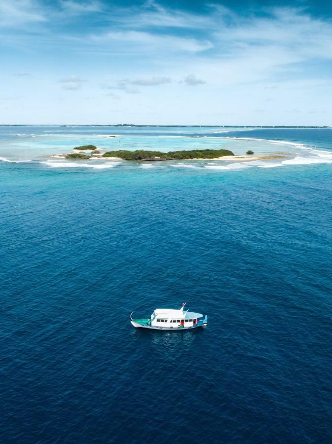 Wave Sound By 3S Maldives Hotel Addu Atoll Kültér fotó