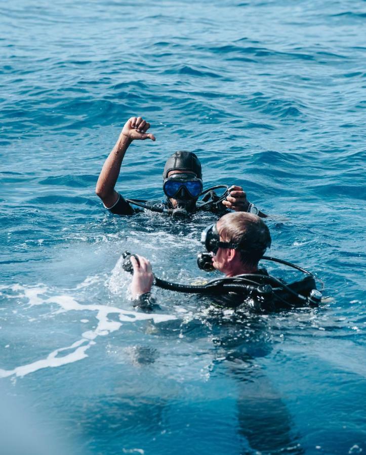 Wave Sound By 3S Maldives Hotel Addu Atoll Kültér fotó